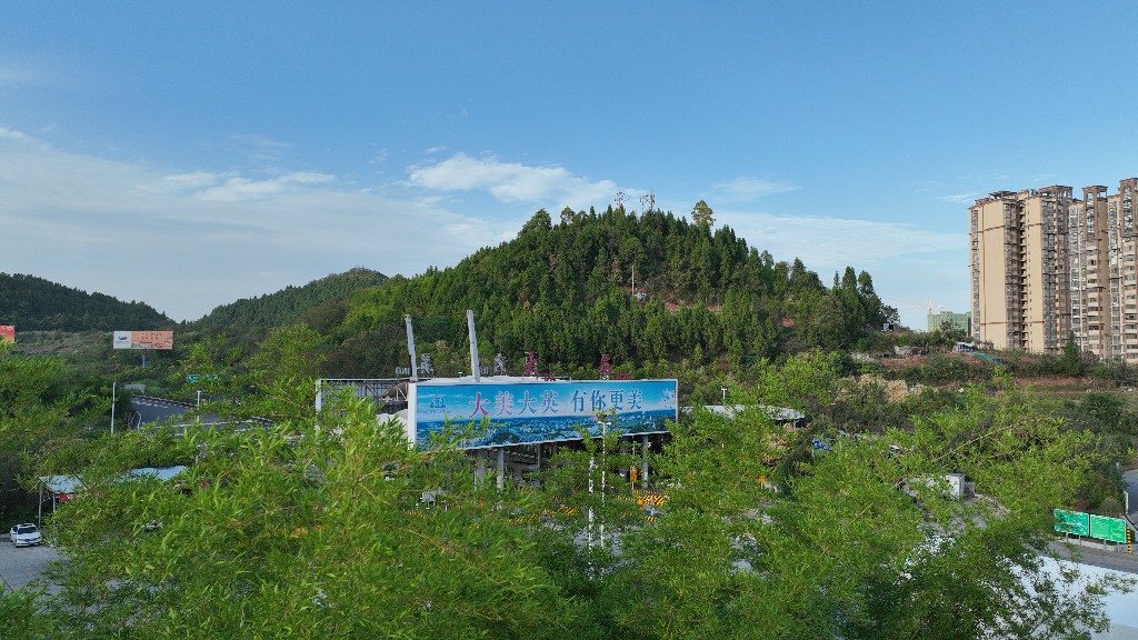 高速路口-旅服中心DJI_0485.jpg